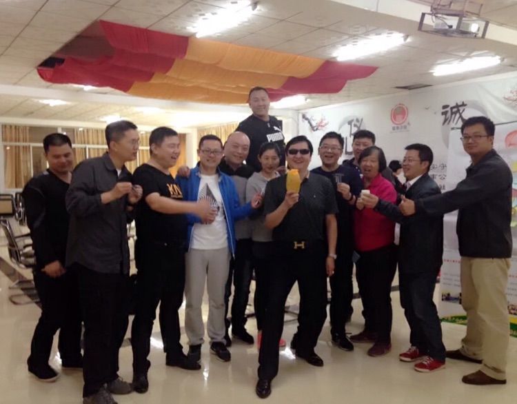 海南中地矿业投资有限公司“守位出功效”履历式培训携手XKTY.COM拓展培训机构成功发展